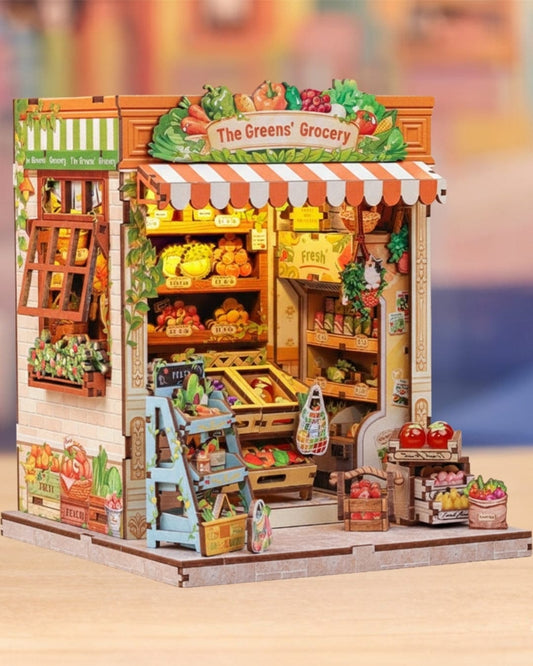 The Greens’ Grocery Miniature House