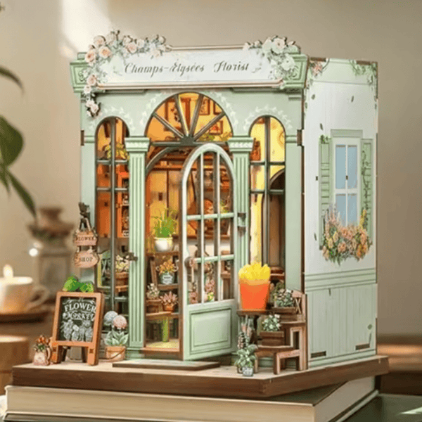 NOOK and STORY Book Nook Champs-Elysees Book Nook