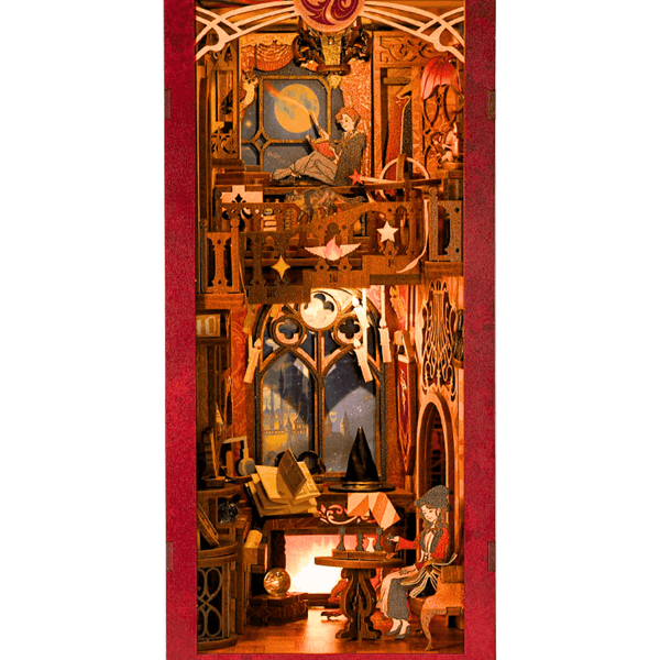 NOOK and STORY Book Nook Flame Common Room Book Nook