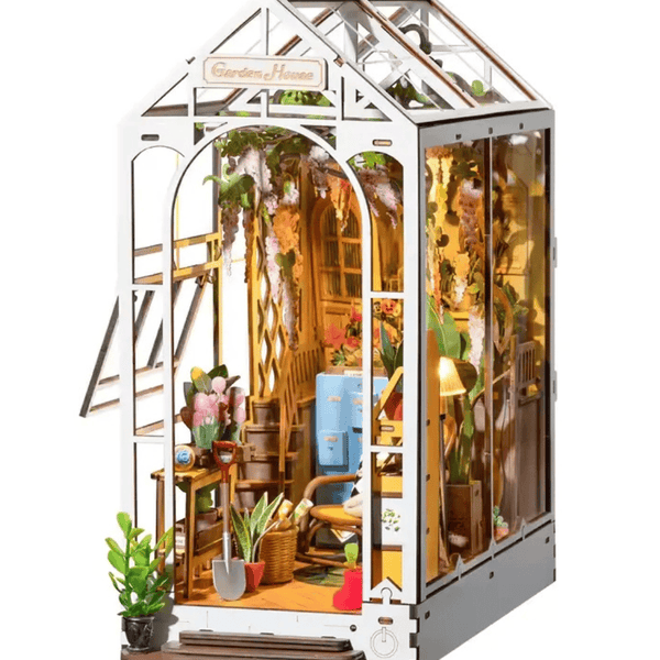 NOOK and STORY Book Nook Garden House Book Nook Kit