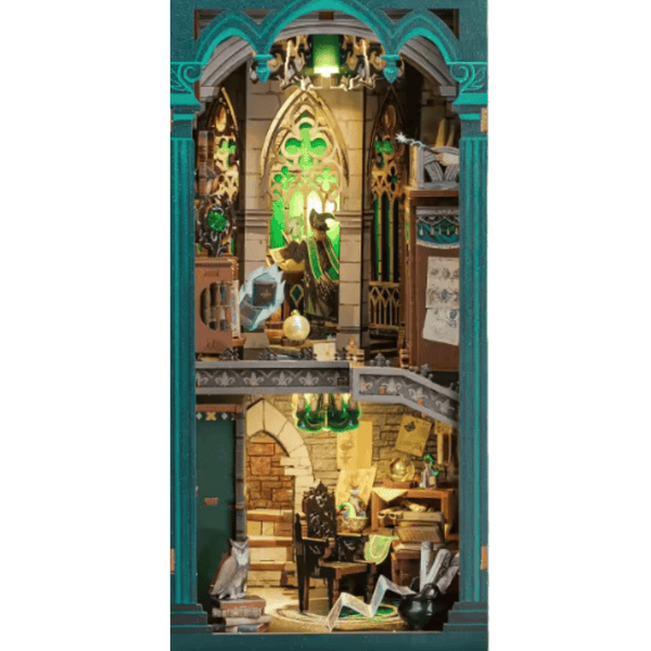 NOOK and STORY Book Nook Darkness Common Room Book Nook