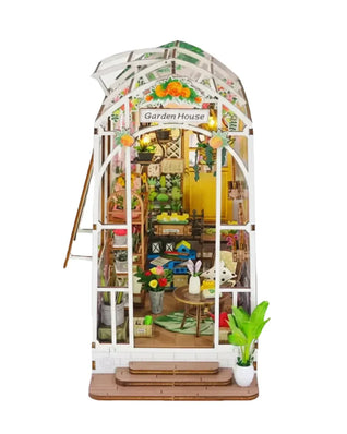 Garden Summer House Book Nook