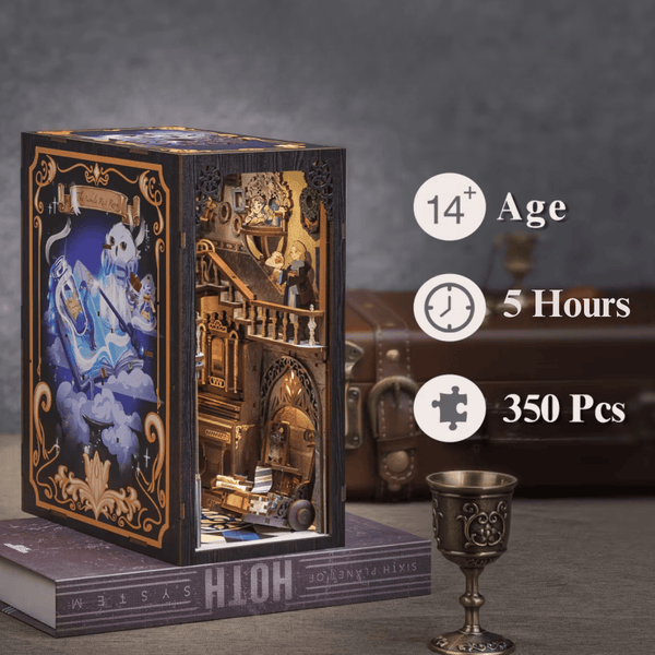 NOOK and STORY Book Nook Nebula Common Room Book Nook